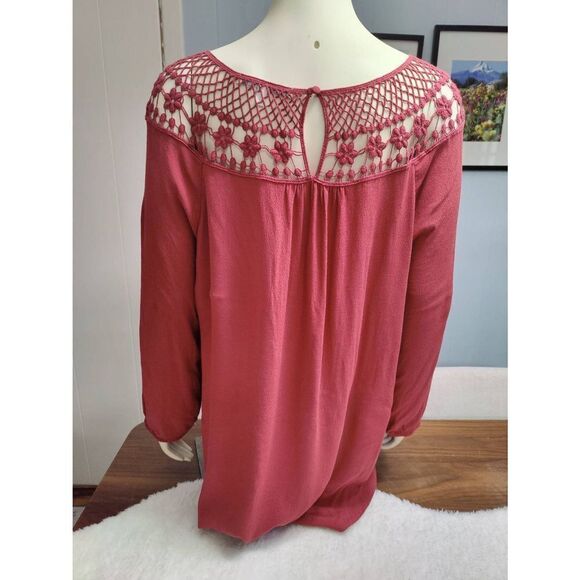 Daniel Rainn Lace Collared Long Sleeve  Blouse - Picture 3 of 4